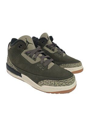 Nike DM0967-202 Air Jordan 3 Retro GS Family Affair Olive Size 5Y